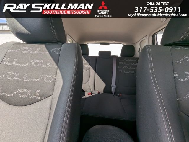 Used 2012 Silver Kia Plus image 22