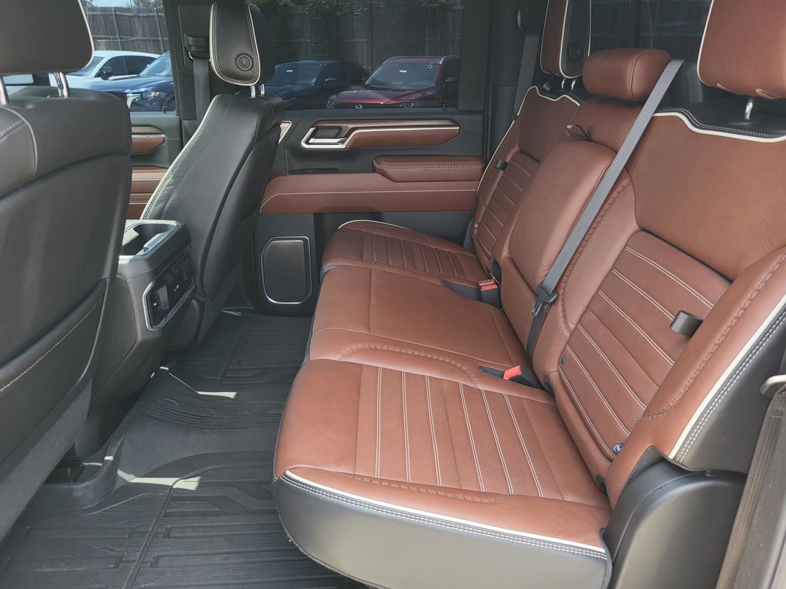 2024 GMC Sierra 3500HD Denali Ultimate - Photo 13