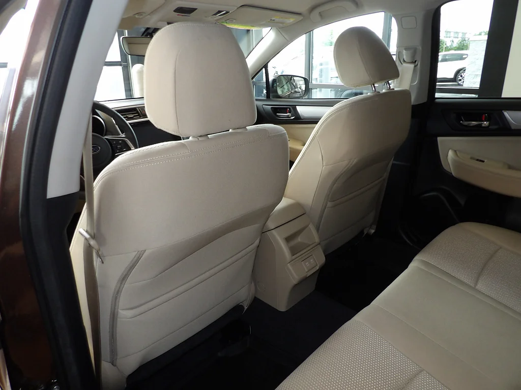 Used 2019 Cinnamon Brown Pearl Subaru 2.5i Premium image 21