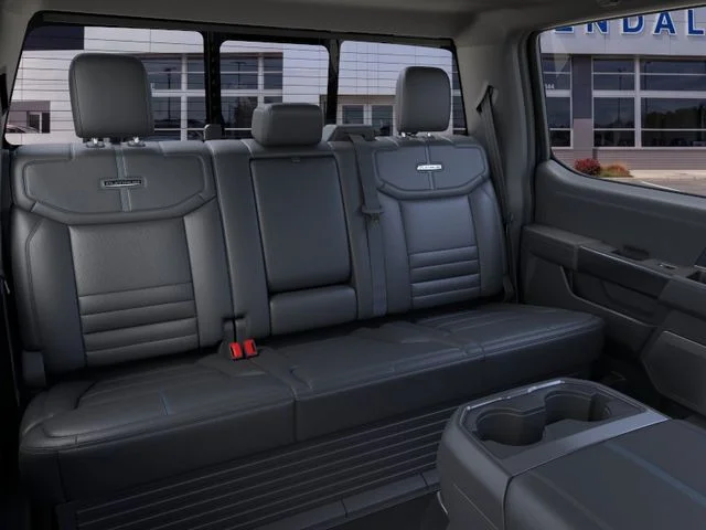 2026 Ford F-250 Super Duty Platinum - Photo 11