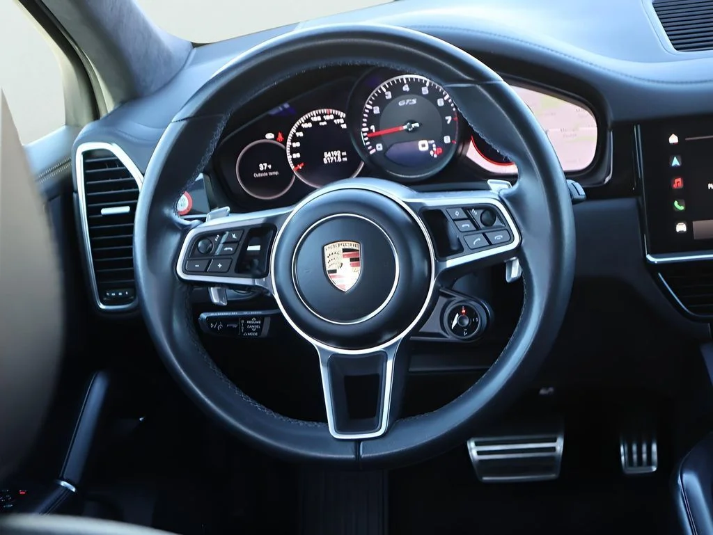2023 Porsche Cayenne GTS - Photo 21