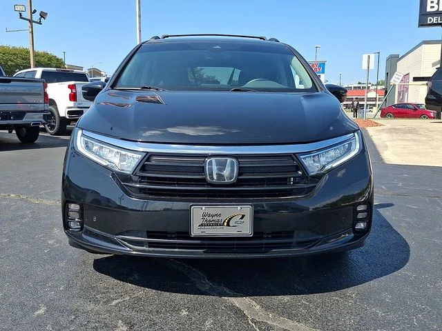 Used 2022  Honda Touring image 2