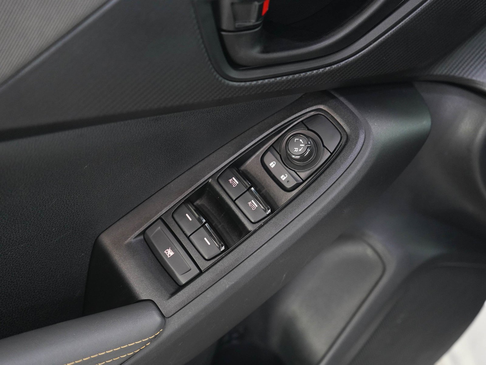 Used 2025 Crystal White Pearl Subaru Sport image 19