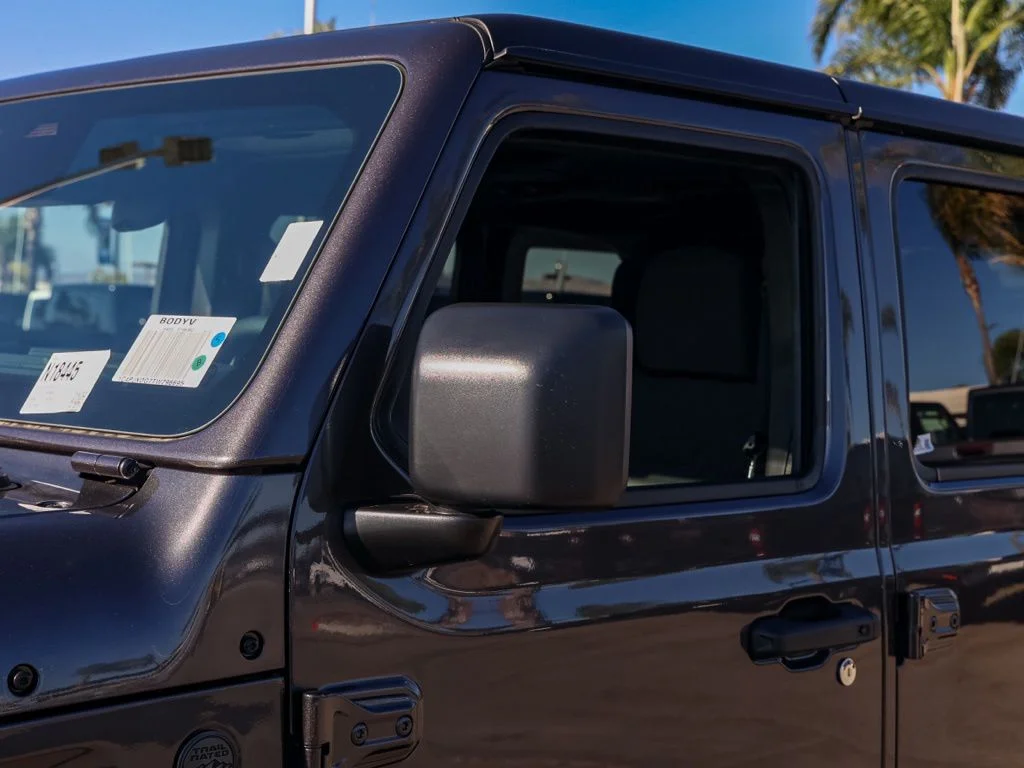 New 2026 Granite Crystal Metallic Clear-Coat Exterior Paint Jeep Unlimited Sport S image 11
