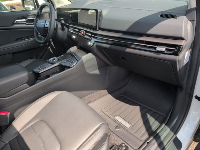 New 2026 Snow White Pearl Kia SX Prestige image 28