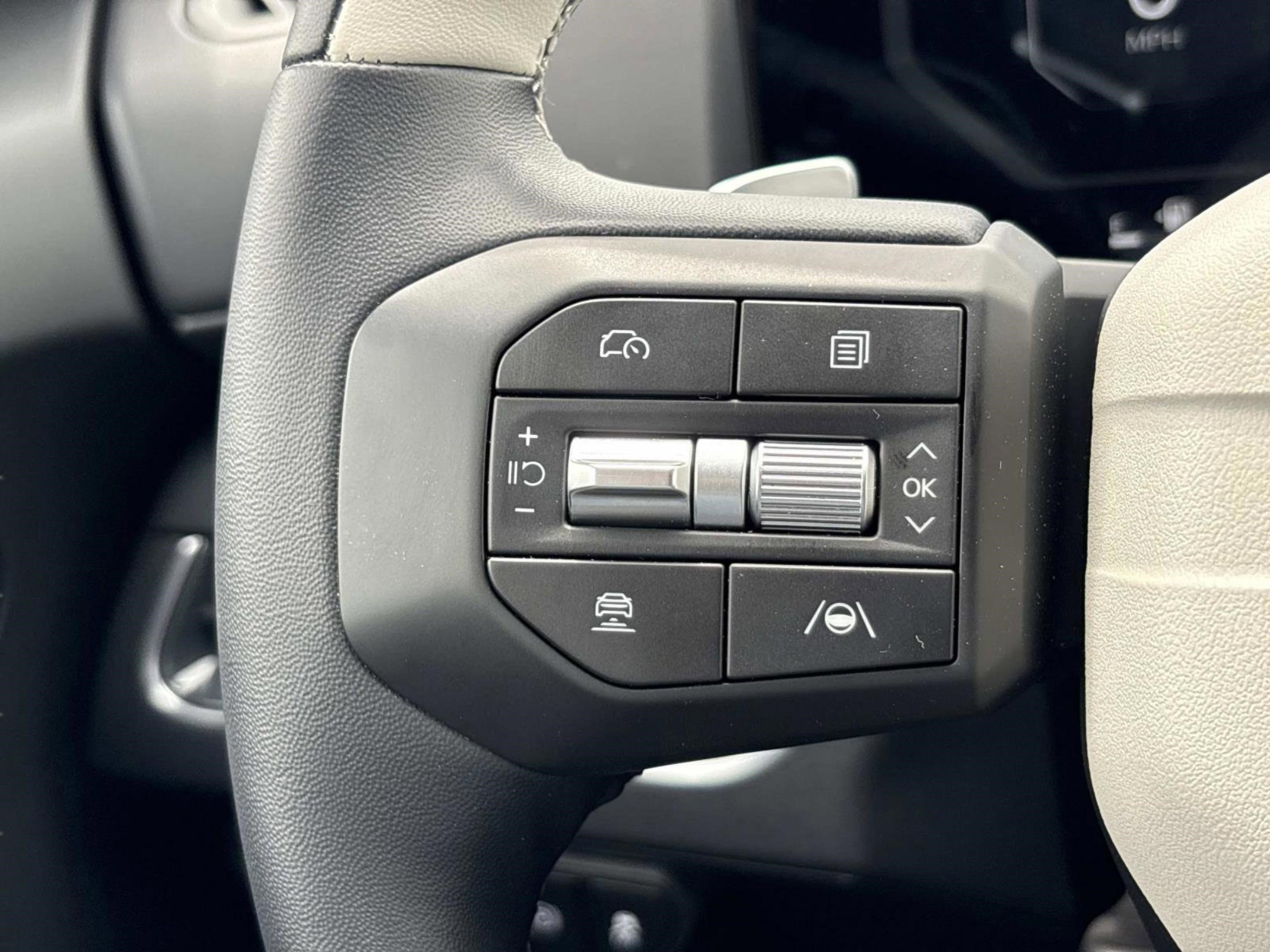 New 2026 Snow White Pearl Kia GT-Line Turbo image 22