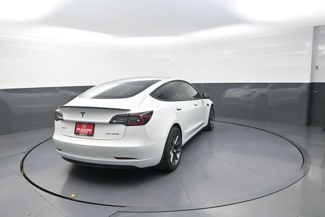 Used 2022  Tesla Long Range image 59