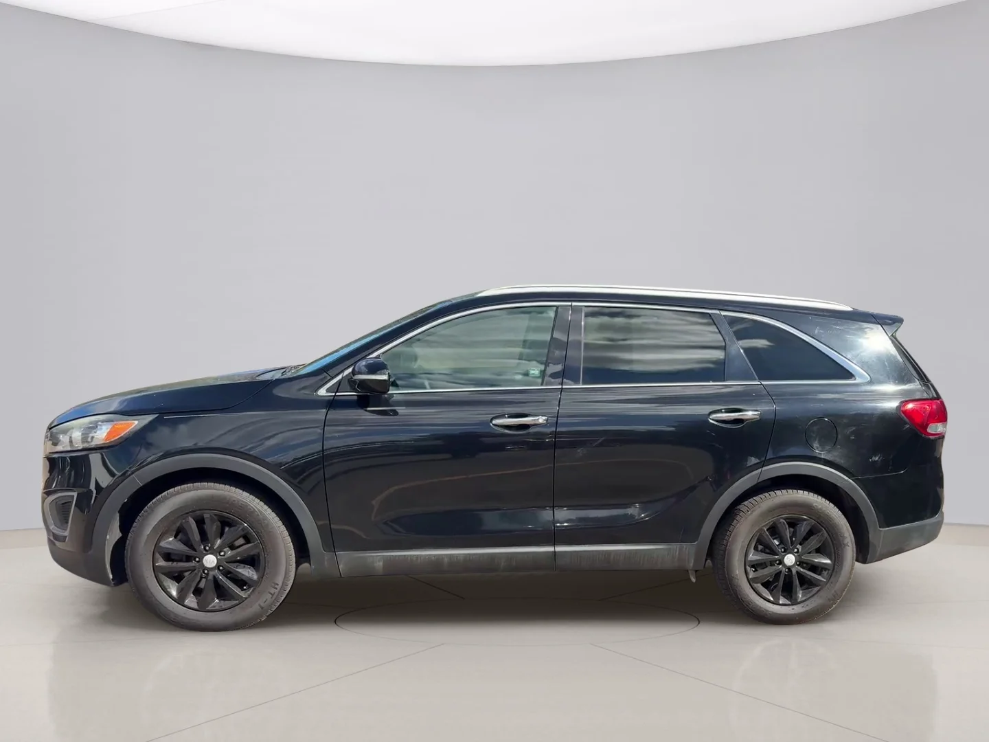 Used 2017 Black Kia LX image 2