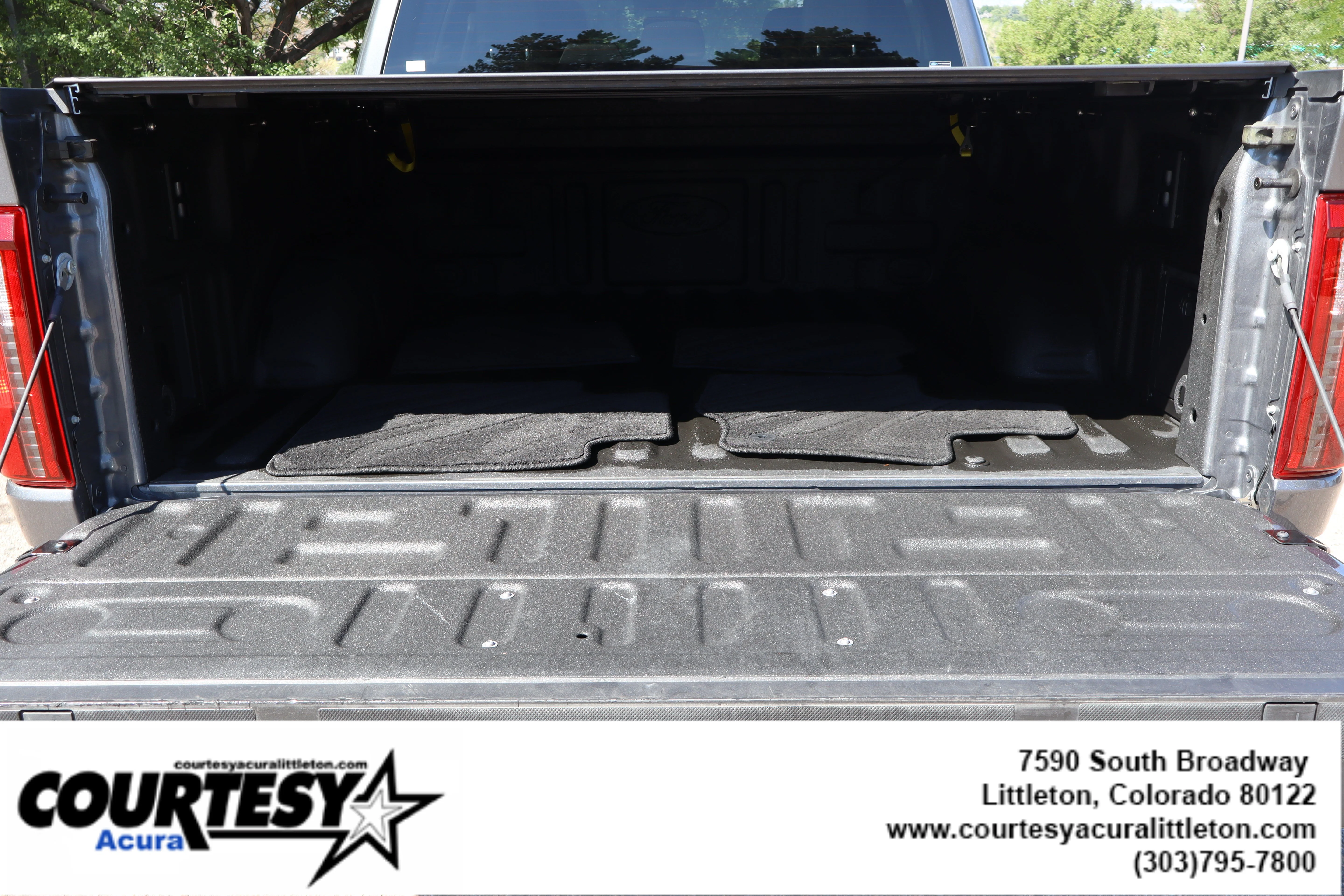 Used 2024 Gray Ford STX image 26