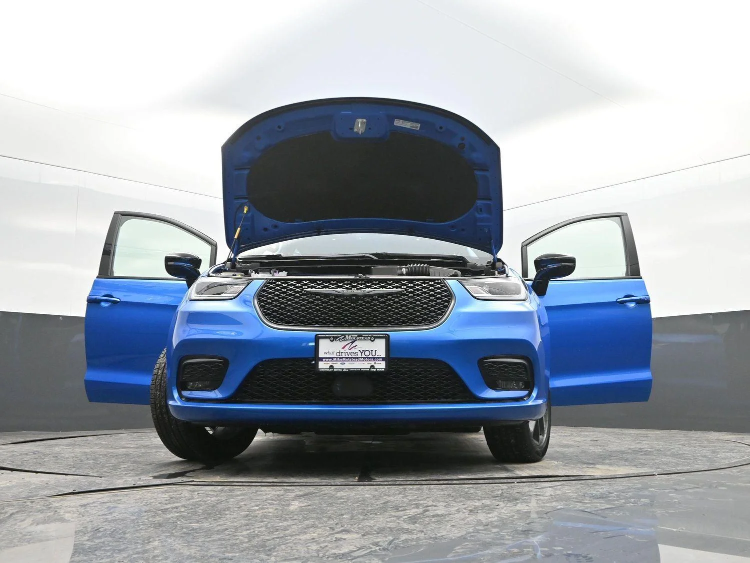 New 2026 Hydro Blue Pearl-Coat Exterior Paint Chrysler Select image 53