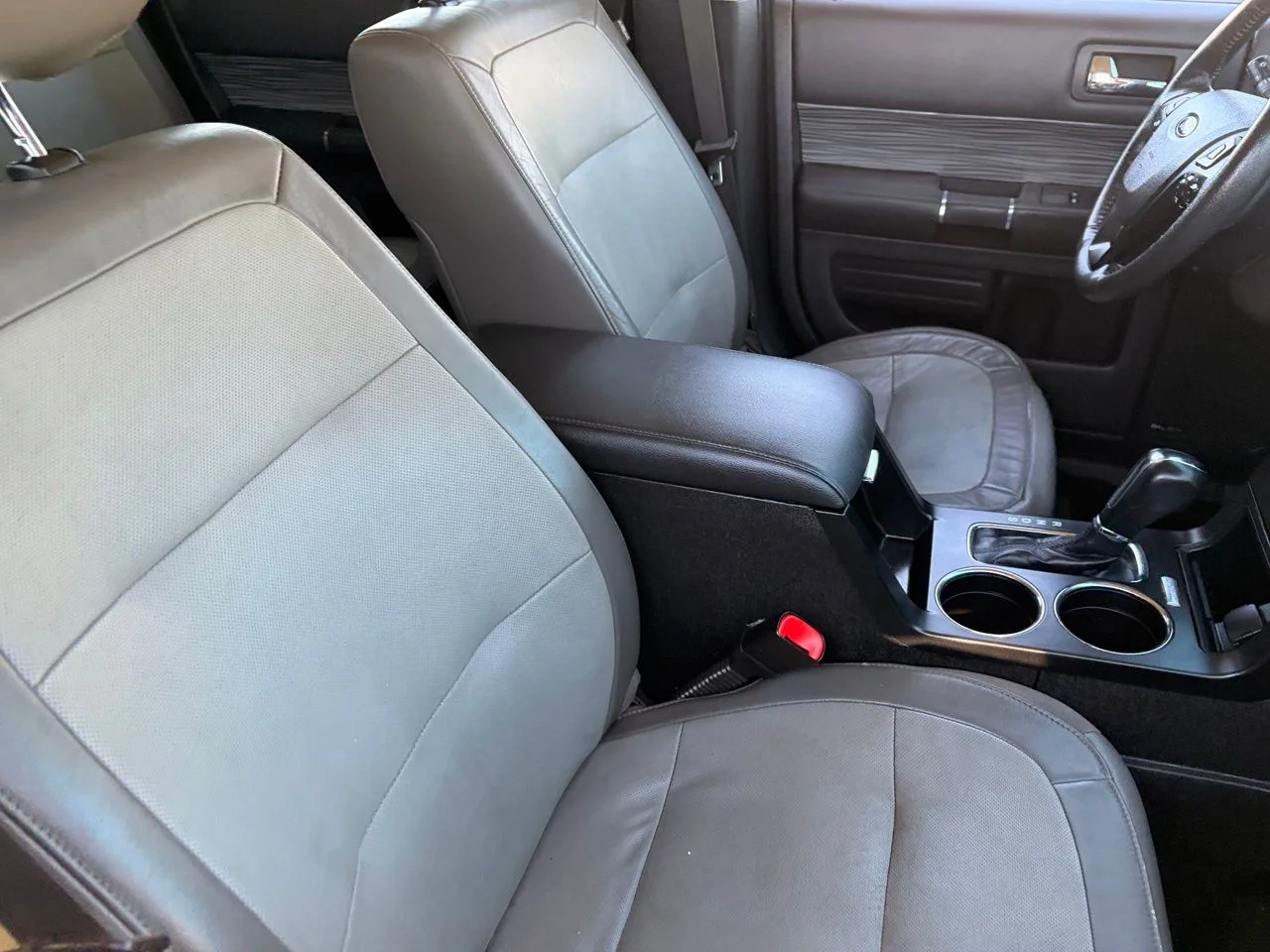 Used 2019 Agate Black Ford SEL image 10