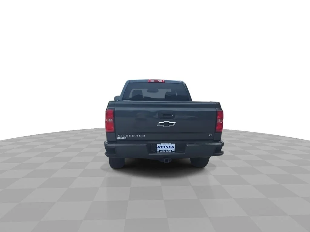 Used 2018 Gray Chevrolet LT image 7