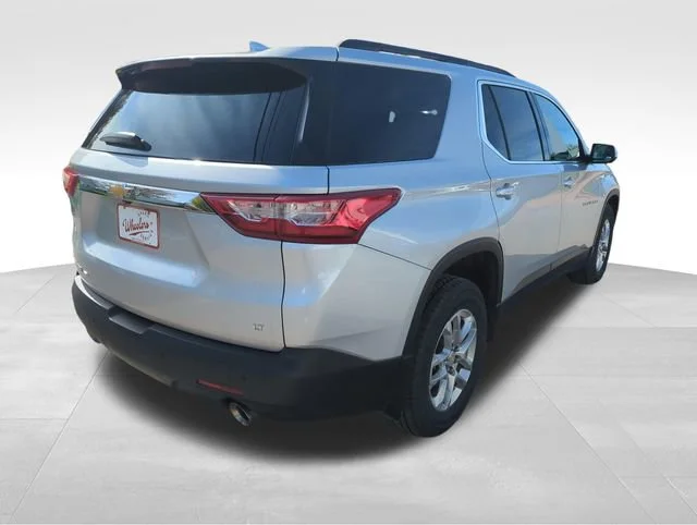 Used 2021 SILVER ICE METALLIC Chevrolet LT Leather image 5