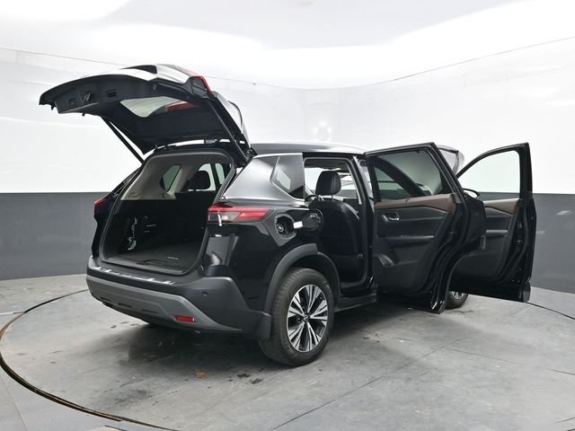 Used 2023 Black Nissan SV image 48