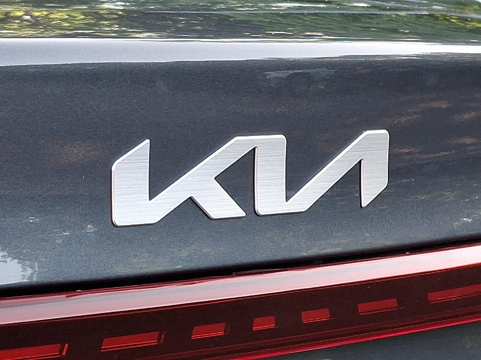 Used 2023 Gravity Gray Kia LXS image 29