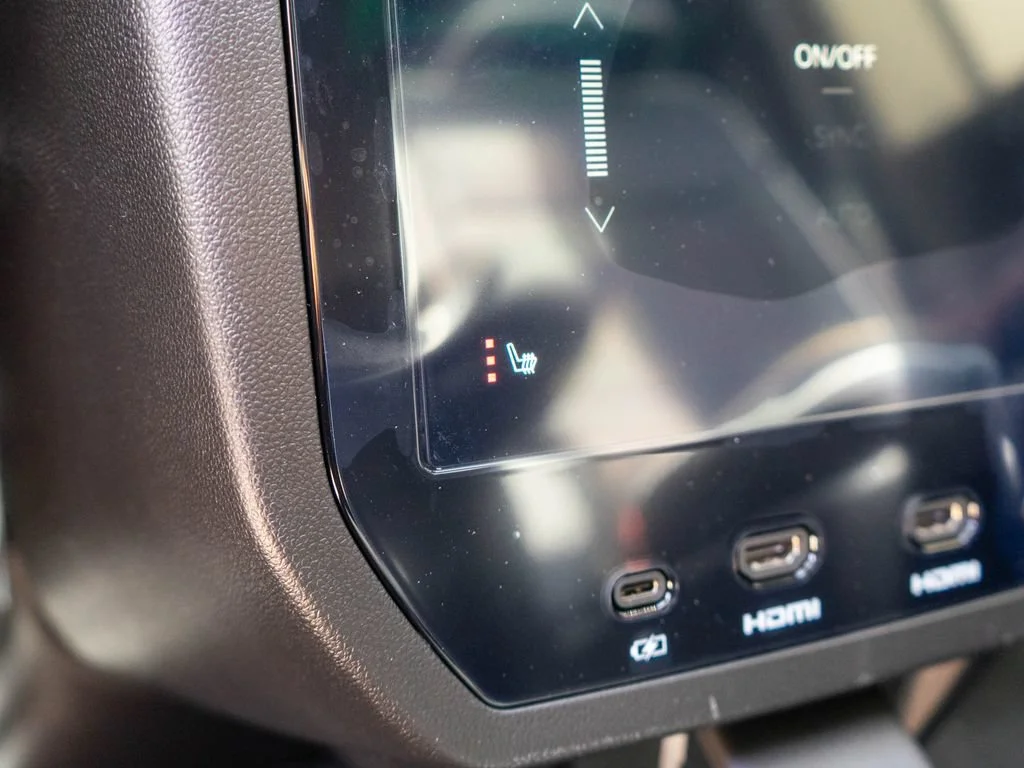 New 2026 Onyx Black GMC AT4 Ultimate image 17