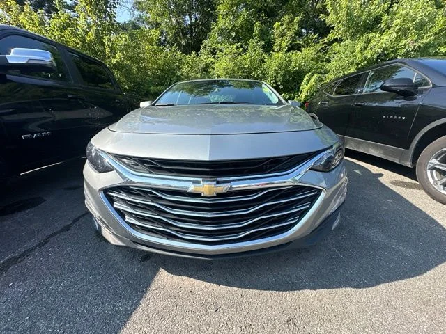 Used 2024 Gray Chevrolet LT image 2