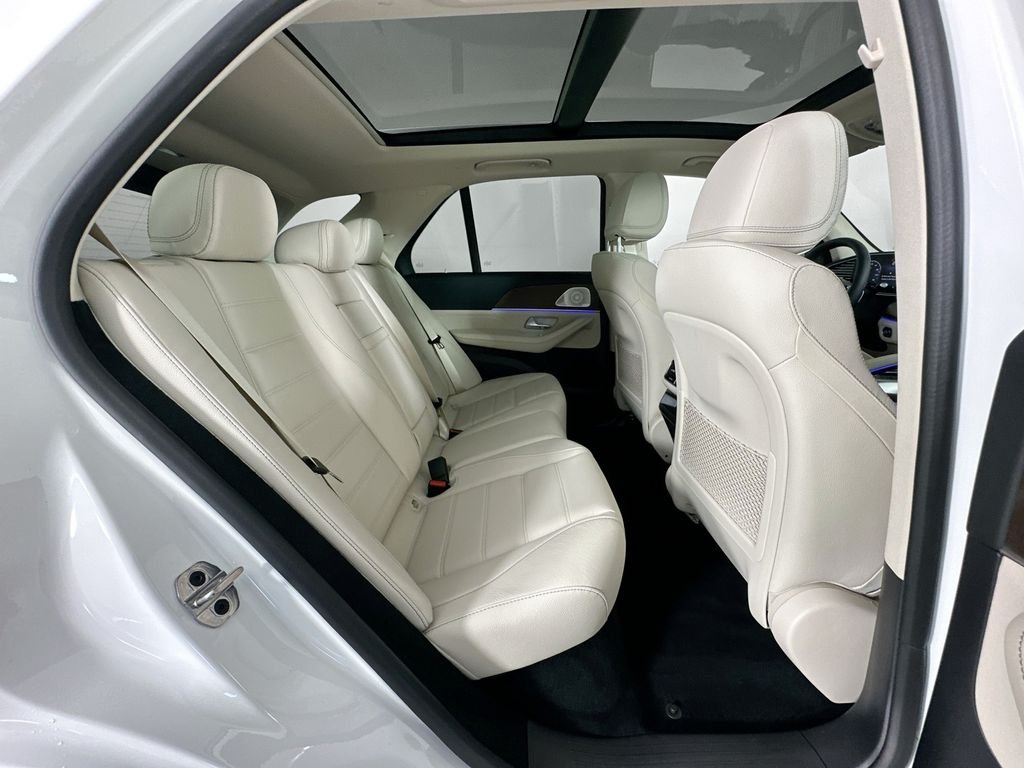 New 2026 Polar White Mercedes-Benz GLE 450 image 29
