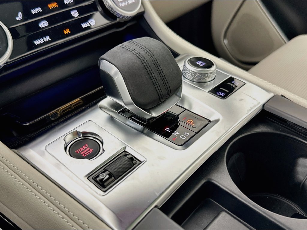 2026 Jaguar F-Pace R-Dynamic S - Photo 17