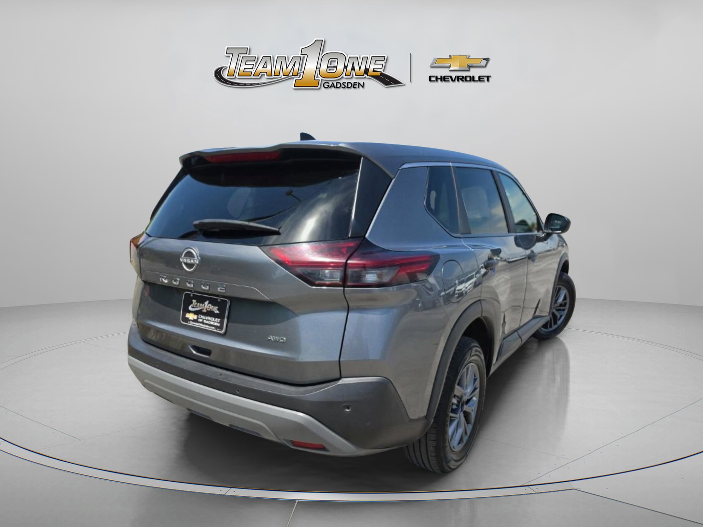 Used 2023 Gry/gray Nissan S image 7
