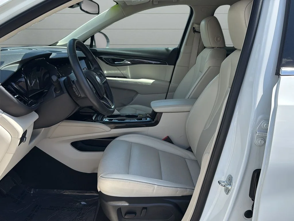 Used 2023 White Buick Essence image 10