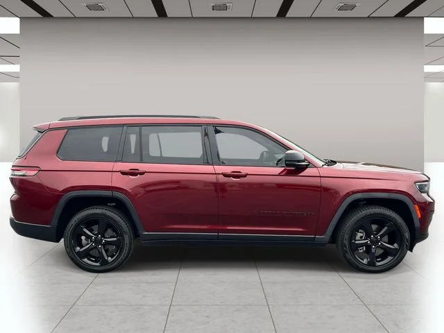 Certified Used 2021 Red Jeep Altitude image 2