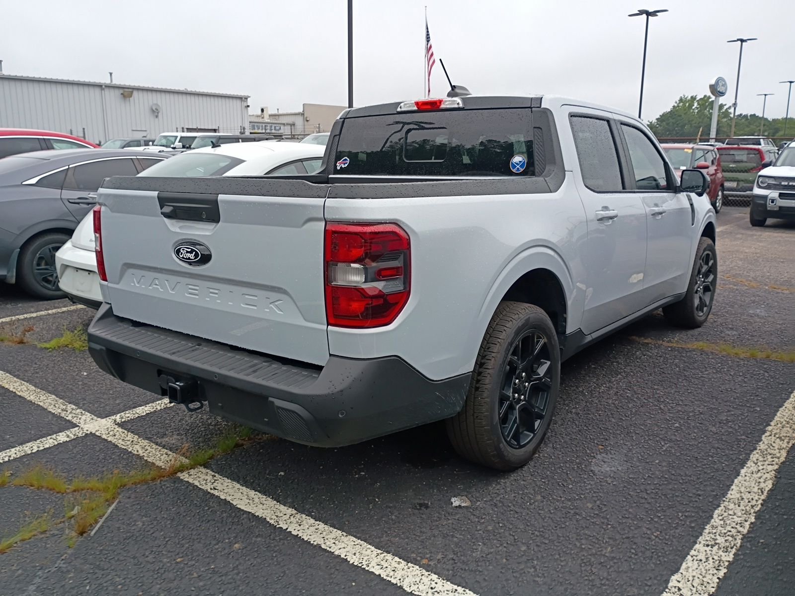 Used 2025 White Ford Lariat image 4