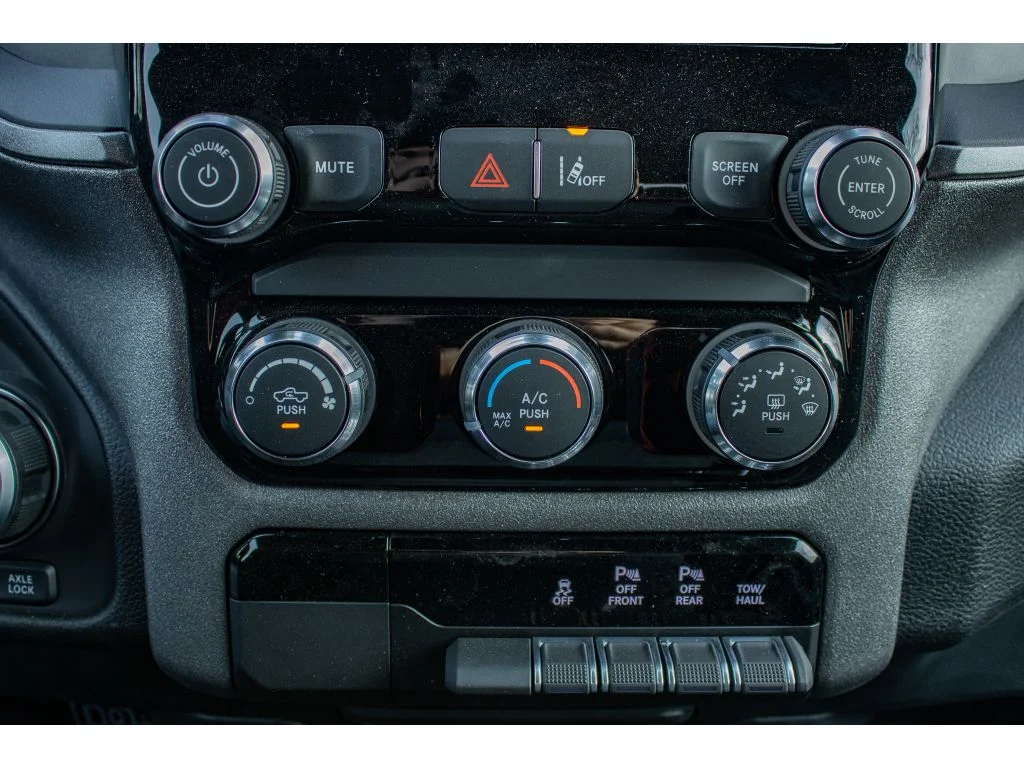 2026 RAM 1500 Warlock - Photo 31