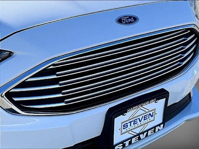 Used 2018 Oxford White Ford SE image 77