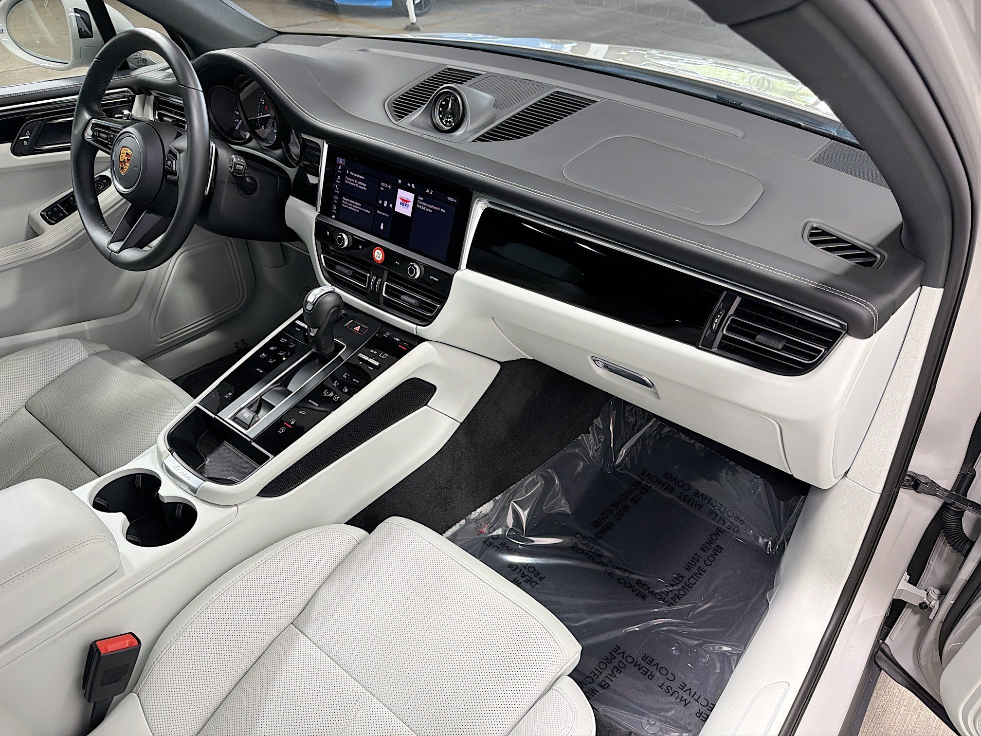 Certified Used 2026 Chalk Porsche  image 15