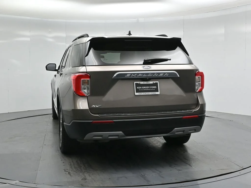 Used 2021 Gray Ford XLT image 27