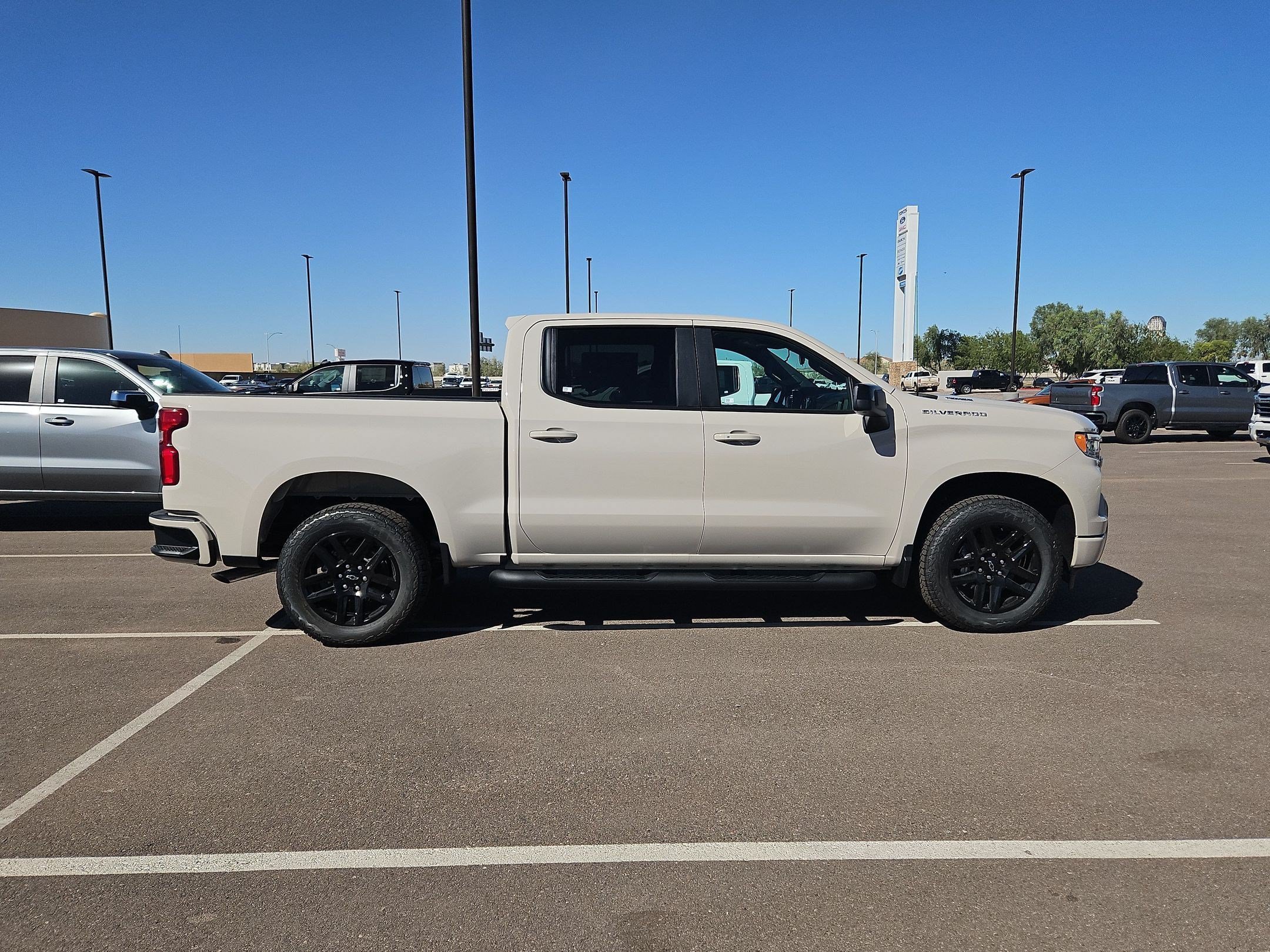 2026 Chevrolet Silverado 1500 RST - Photo 8