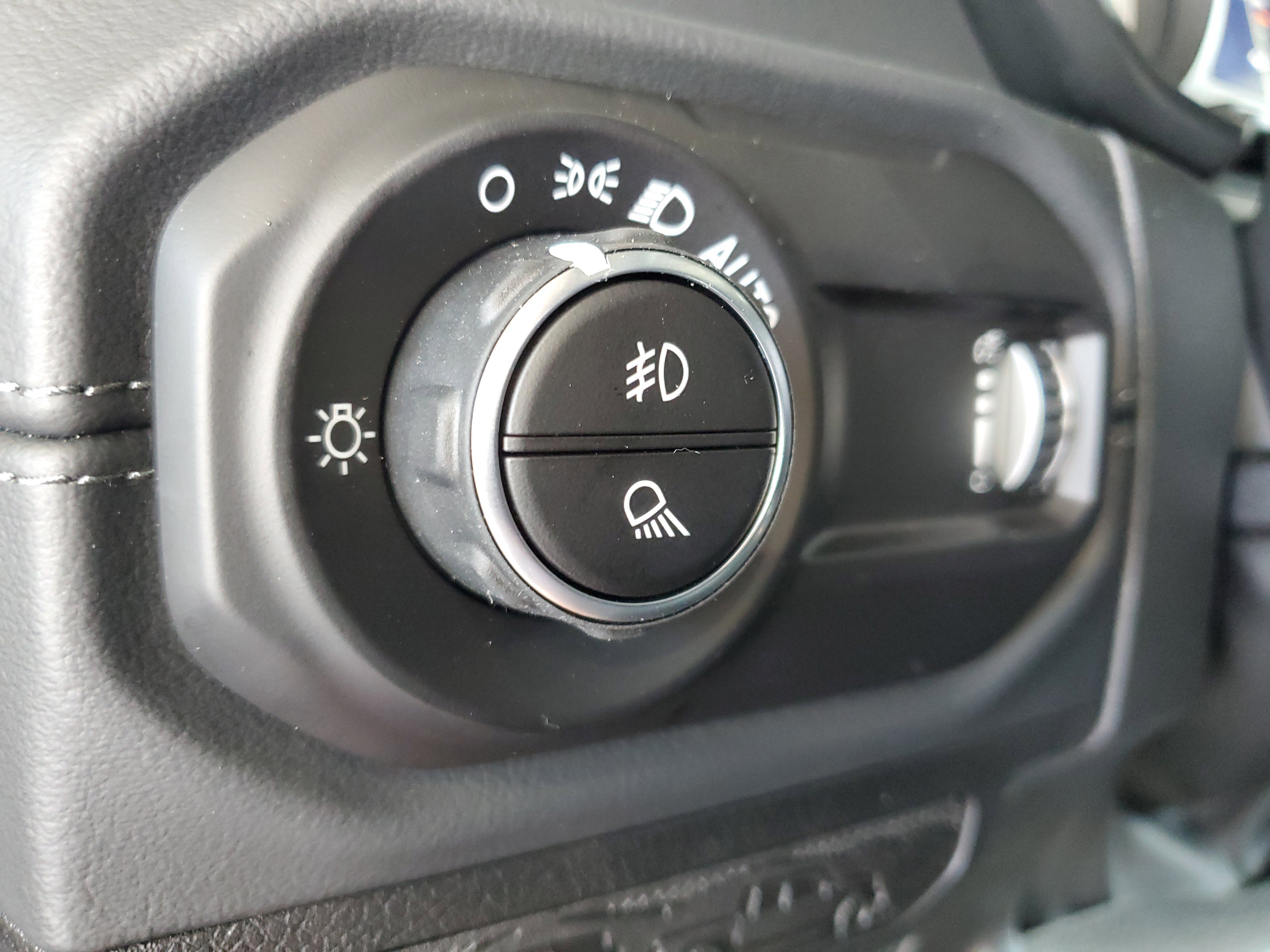 New 2026 Black Clear-Coat Exterior Paint Jeep Sahara image 20