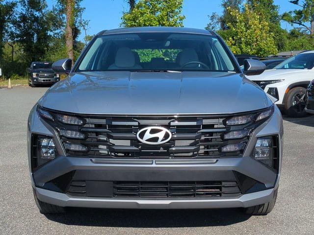 New 2026 Silver Hyundai SE FWD image 9