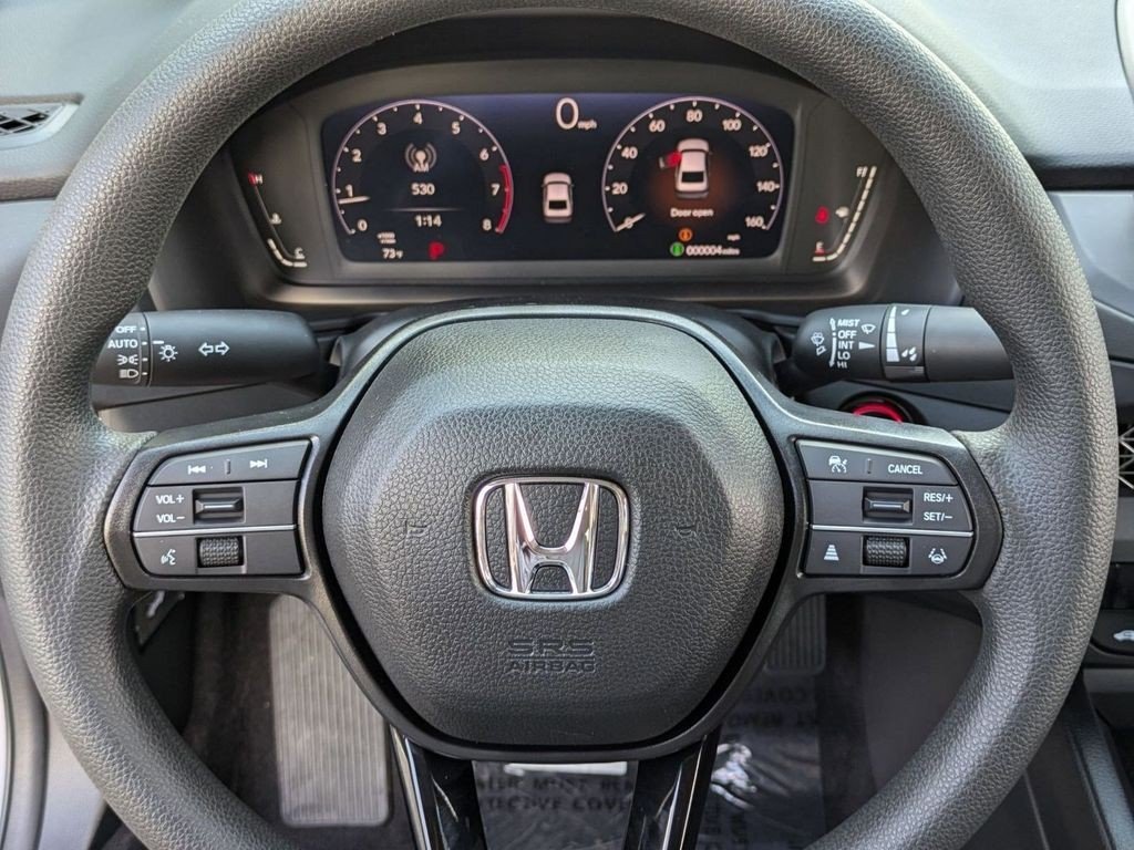2025 Honda Accord SE - Photo 11