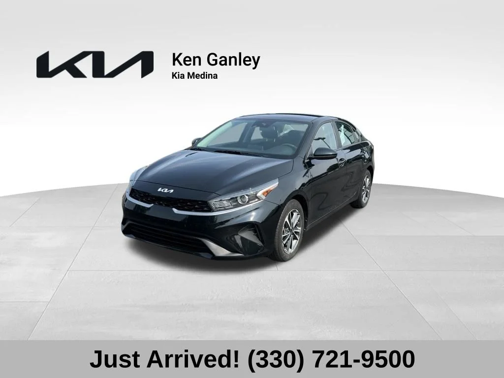 kyarenです。4/28まで。 Certified Pre-Owned 2023 Kia Forte LXS 4D Sedan in Medina #K17923T