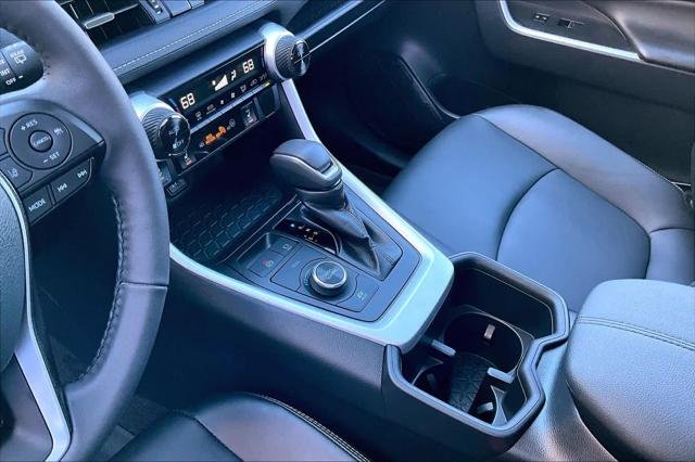Certified Used 2024 MAGNETIC GRAY MET. Toyota  image 17