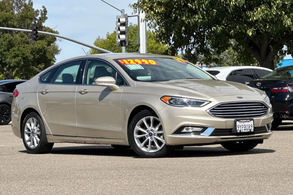 Used 2017 Ford Fusion SE with VIN 3FA6P0HD7HR259308 for sale in Tracy, CA