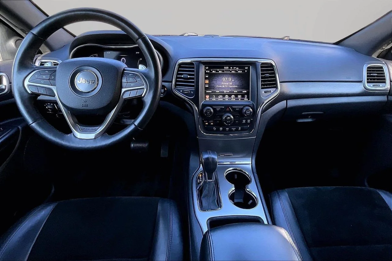 Used 2017 White Jeep Altitude image 14