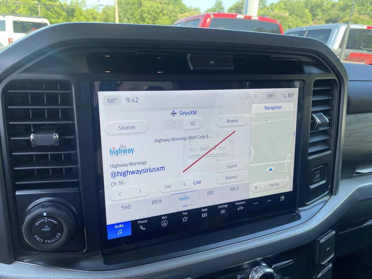 2025 Ford F-150 Lariat - Photo 12