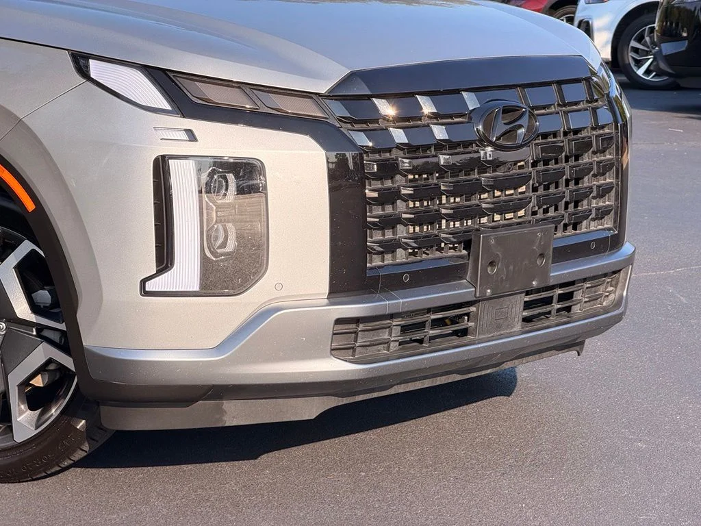 Used 2024 Silver Hyundai SEL image 6