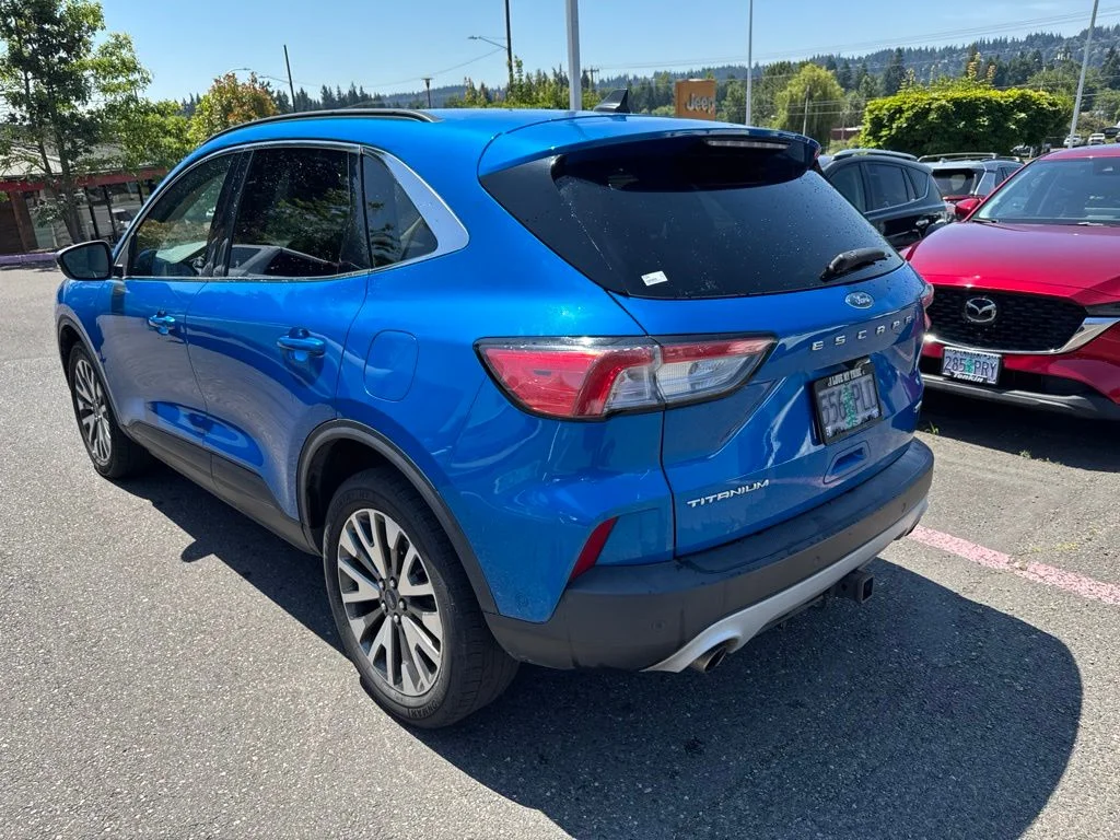 Used 2020 Blue Metallic Ford Titanium image 7