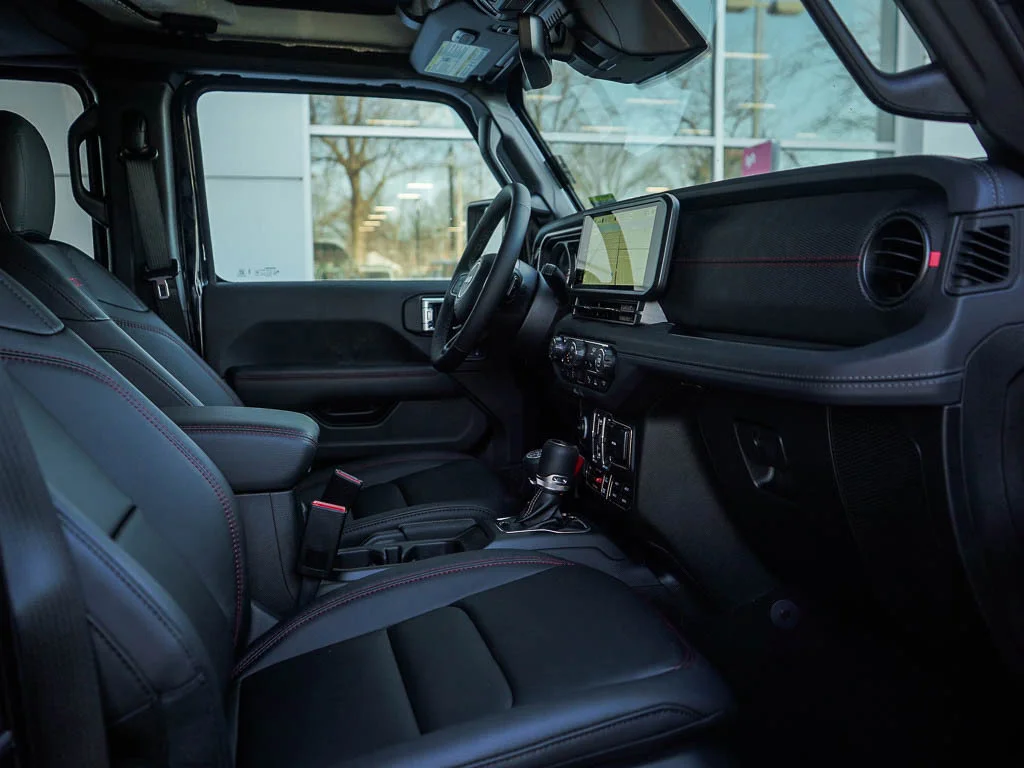 New 2026 Black Clearcoat Jeep Rubicon X image 10