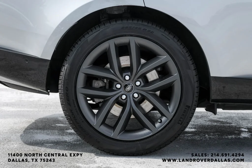 Used 2023 Silver Land Rover SE image 56