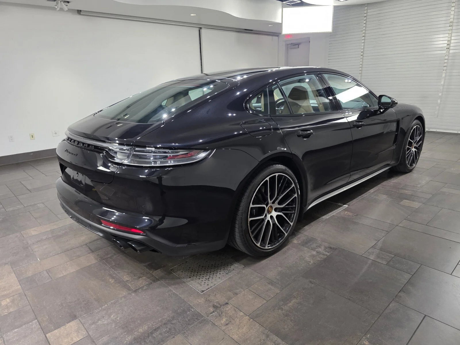 Used 2023 Jet Black Metallic Porsche 4 Platinum Edition AWD image 24