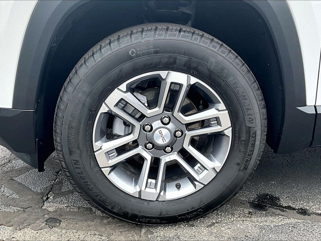 Used 2026 White GMC Elevation image 7