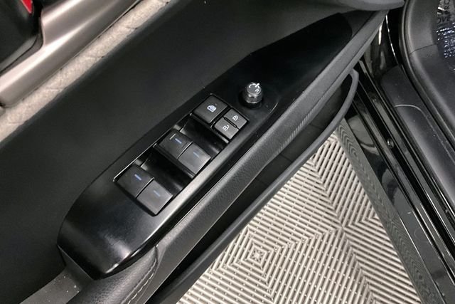 2025 Toyota Camry XLE - Photo 39