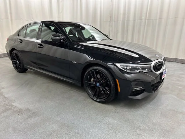 2022 BMW 3 Series 330e xDrive