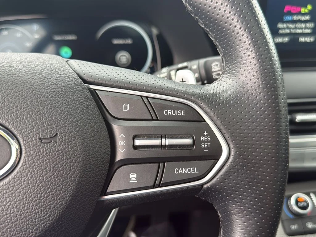Certified Used 2020 White Hyundai Limited image 15
