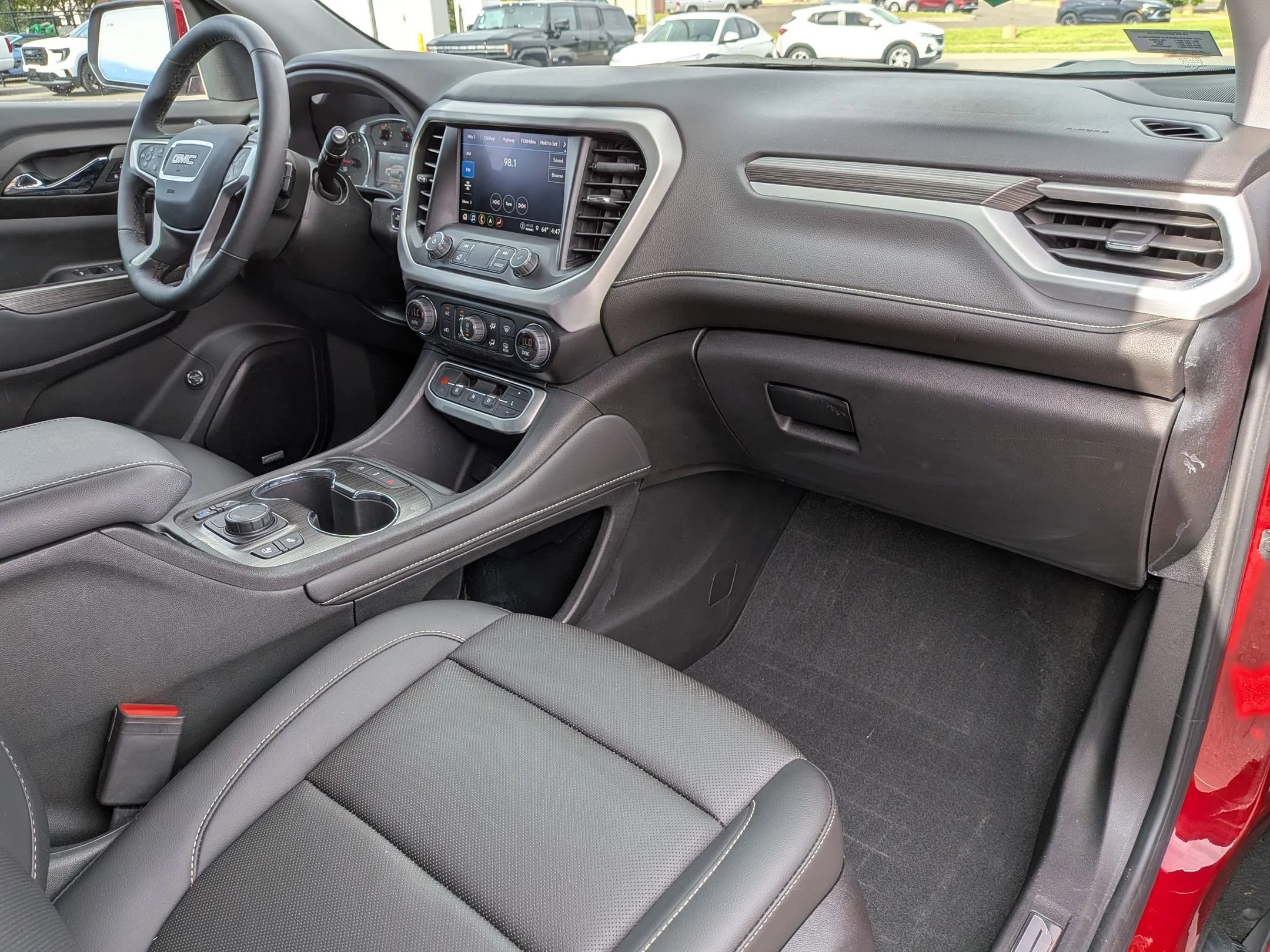 Used 2023 Volcanic Red Tintcoat GMC SLT image 28